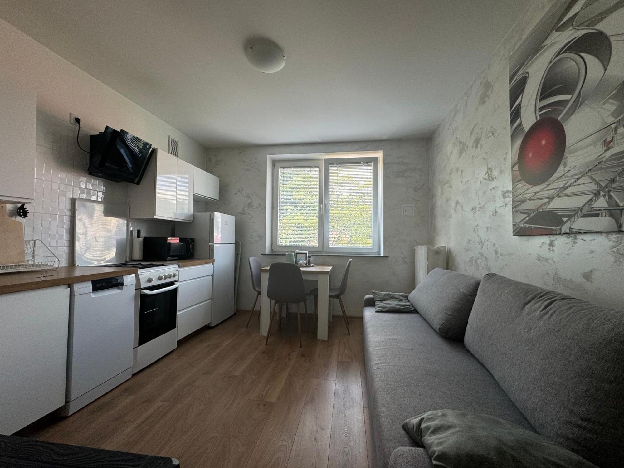 Kalwaryjska Spot Apartment In A Good Location Cracovia Esterno foto